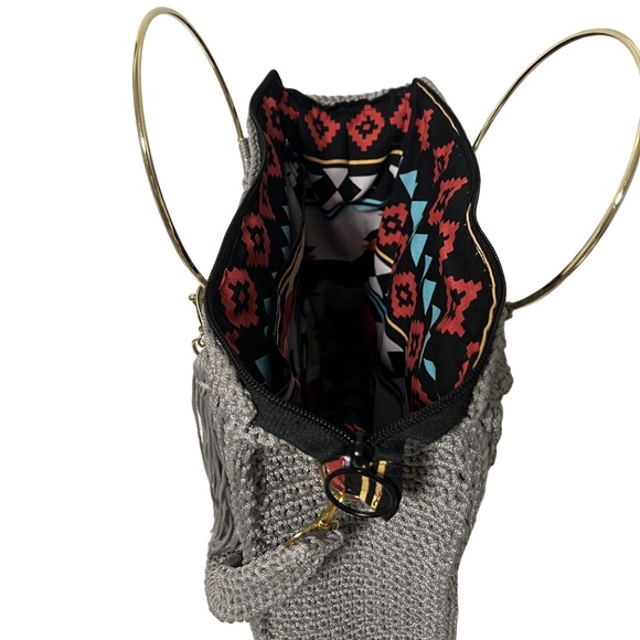 African Handmade Trapezoid Shoulder Handbag - Picture 5 of 6